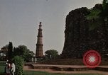 Immagine di Qutab Minar Delhi India, 1970, secondo 41 filmato di repertorio 65675043071