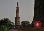 Immagine di Qutab Minar Delhi India, 1970, secondo 52 filmato di repertorio 65675043071