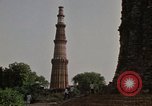 Immagine di Qutab Minar Delhi India, 1970, secondo 56 filmato di repertorio 65675043071