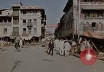 Immagine di Popolo nepalese per le strade di Kathmandu Kathmandu in Nepal, 1970, secondo 11 filmato di repertorio 65675043072