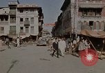 Immagine di Popolo nepalese per le strade di Kathmandu Kathmandu in Nepal, 1970, secondo 12 filmato di repertorio 65675043072