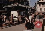 Immagine di Popolo nepalese per le strade di Kathmandu Kathmandu in Nepal, 1970, secondo 22 filmato di repertorio 65675043072