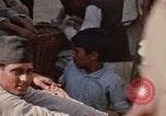Immagine di Popolo nepalese per le strade di Kathmandu Kathmandu in Nepal, 1970, secondo 37 filmato di repertorio 65675043072