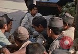 Immagine di Popolo nepalese per le strade di Kathmandu Kathmandu in Nepal, 1970, secondo 46 filmato di repertorio 65675043072