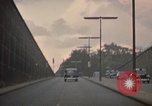Standbild Flughafen London Heathrow London England Vereinigtes Königreich, 1965, aus Sekunde 23 historischem Filmmaterial Videoclip 65675043073