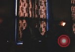 Standbild Diskussionsteilnehmer Adresse Studenten Chicago Illinois USA, 1970, aus Sekunde 5 historischem Filmmaterial Videoclip 65675043075