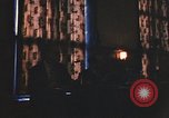 Standbild Diskussionsteilnehmer Adresse Studenten Chicago Illinois USA, 1970, aus Sekunde 6 historischem Filmmaterial Videoclip 65675043075