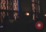 Standbild Diskussionsteilnehmer Adresse Studenten Chicago Illinois USA, 1970, aus Sekunde 12 historischem Filmmaterial Videoclip 65675043075