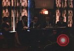 Standbild Diskussionsteilnehmer Adresse Studenten Chicago Illinois USA, 1970, aus Sekunde 30 historischem Filmmaterial Videoclip 65675043075