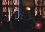Standbild Diskussionsteilnehmer Adresse Studenten Chicago Illinois USA, 1970, aus Sekunde 37 historischem Filmmaterial Videoclip 65675043075