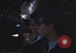 Standbild Diskussionsteilnehmer Adresse Studenten Chicago Illinois USA, 1970, aus Sekunde 44 historischem Filmmaterial Videoclip 65675043075