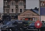 Image le bout du monde cafe London England Royaume-Uni, 1970, de la seconde 51 séquences d'archives historiques vidéo 65675043077