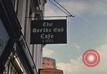 Image le bout du monde cafe London England Royaume-Uni, 1970, de la seconde 57 séquences d'archives historiques vidéo 65675043077