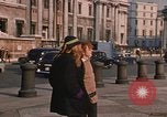 Image à poil long hippies London England Royaume-Uni, 1970, de la seconde 51 séquences d'archives historiques vidéo 65675043079