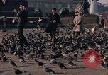 Image Trafalgar Square London England Royaume-Uni, 1970, de la seconde 54 séquences d'archives historiques vidéo 65675043081