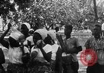 Image United States Naval Équipage Moyamba Afrique, 1963, de la seconde 41 séquences d'archives historiques vidéo 65675043107