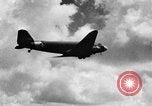 Standbild C-47 Skytrain Ausbildung United States USA, 1944, aus Sekunde 9 historischem Filmmaterial Videoclip 65675043120
