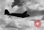 Standbild C-47 Skytrain Ausbildung United States USA, 1944, aus Sekunde 13 historischem Filmmaterial Videoclip 65675043120