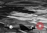 Standbild C-47 Skytrain Ausbildung United States USA, 1944, aus Sekunde 54 historischem Filmmaterial Videoclip 65675043120