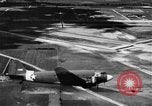 Standbild C-47 Skytrain Ausbildung United States USA, 1944, aus Sekunde 55 historischem Filmmaterial Videoclip 65675043120