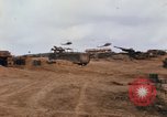 Standbild 1 Air Cavalry Division Süd Vietnam Camp Evans, 1968, aus Sekunde 43 historischem Filmmaterial Videoclip 65675043121