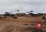 Standbild 1 Air Cavalry Division Süd Vietnam Camp Evans, 1968, aus Sekunde 45 historischem Filmmaterial Videoclip 65675043121