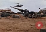 Standbild 1 Air Cavalry Division Süd Vietnam Camp Evans, 1968, aus Sekunde 48 historischem Filmmaterial Videoclip 65675043121