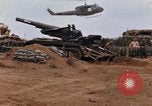 Standbild 1 Air Cavalry Division Süd Vietnam Camp Evans, 1968, aus Sekunde 50 historischem Filmmaterial Videoclip 65675043121