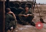 Standbild 1 Air Cavalry Division Süd Vietnam Camp Evans, 1968, aus Sekunde 32 historischem Filmmaterial Videoclip 65675043123
