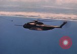 Standbild HH-3E in Flug Vietnam, 1970, aus Sekunde 52 historischem Filmmaterial Videoclip 65675043125