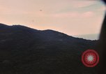 Standbild HH-3E Jolly grün Hubschrauber Vietnam Da Nang, 1970, aus Sekunde 22 historischem Filmmaterial Videoclip 65675043126