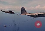 Standbild im Flug durch den HC-130 P Vietnam Da Nang, 1970, aus Sekunde 22 historischem Filmmaterial Videoclip 65675043127