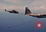 Standbild im Flug durch den HC-130 P Vietnam Da Nang, 1970, aus Sekunde 24 historischem Filmmaterial Videoclip 65675043127