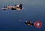 Standbild im Flug durch den HC-130 P Vietnam Da Nang, 1970, aus Sekunde 35 historischem Filmmaterial Videoclip 65675043127