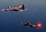 Standbild im Flug durch den HC-130 P Vietnam Da Nang, 1970, aus Sekunde 45 historischem Filmmaterial Videoclip 65675043127
