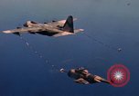 Standbild im Flug durch den HC-130 P Vietnam Da Nang, 1970, aus Sekunde 47 historischem Filmmaterial Videoclip 65675043127