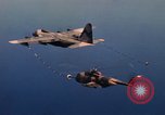 Standbild im Flug durch den HC-130 P Vietnam Da Nang, 1970, aus Sekunde 51 historischem Filmmaterial Videoclip 65675043127