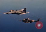 Standbild im Flug durch den HC-130 P Vietnam Da Nang, 1970, aus Sekunde 53 historischem Filmmaterial Videoclip 65675043127