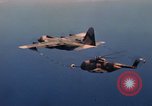Standbild im Flug durch den HC-130 P Vietnam Da Nang, 1970, aus Sekunde 58 historischem Filmmaterial Videoclip 65675043127