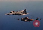 Standbild im Flug durch den HC-130 P Vietnam Da Nang, 1970, aus Sekunde 62 historischem Filmmaterial Videoclip 65675043127