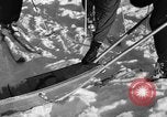 Standbild Ski Patrol Schule Berchtesgaden Deutschland, 1957, aus Sekunde 48 historischem Filmmaterial Videoclip 65675043161