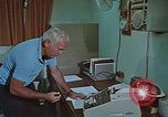 Immagine di La Glomar Challenger esplorare oceano pavimento Oceano atlantico, 1974, secondo 57 filmato di repertorio 65675043169