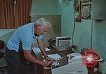 Immagine di La Glomar Challenger esplorare oceano pavimento Oceano atlantico, 1974, secondo 61 filmato di repertorio 65675043169