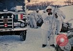 Image troupes ski italiens dans l'exercise de l'OTAN " Arctic Express" Norvège, 1970, de la seconde 18 séquences d'archives historiques vidéo 65675043178