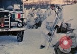 Image troupes ski italiens dans l'exercise de l'OTAN " Arctic Express" Norvège, 1970, de la seconde 29 séquences d'archives historiques vidéo 65675043178
