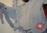 Image troupes ski italiens dans l'exercise de l'OTAN " Arctic Express" Norvège, 1970, de la seconde 56 séquences d'archives historiques vidéo 65675043178