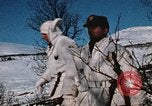 Standbild Italienische Alpini während der NATO "Arctic Express" Übung Norwegen, 1970, aus Sekunde 49 historischem Filmmaterial Videoclip 65675043180