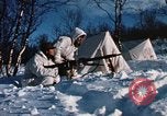Standbild Italienische Alpini während der NATO "Arctic Express" Übung Norwegen, 1970, aus Sekunde 57 historischem Filmmaterial Videoclip 65675043180