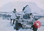 Standbild italienische Soldaten in NATO-Übung "Arctic Express" Norwegen, 1970, aus Sekunde 9 historischem Filmmaterial Videoclip 65675043182
