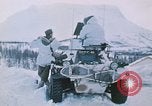 Standbild italienische Soldaten in NATO-Übung "Arctic Express" Norwegen, 1970, aus Sekunde 13 historischem Filmmaterial Videoclip 65675043182